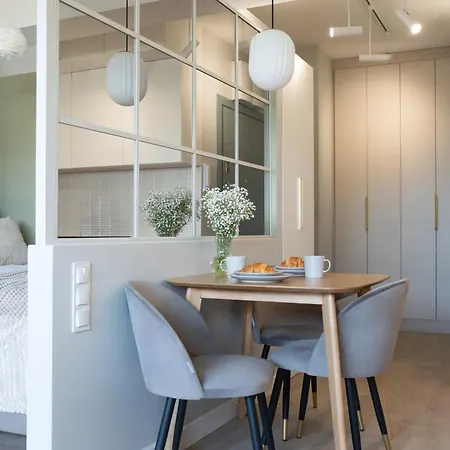 Hillhouse By Mw Estates Self Check-in 24h Lägenhet Wrocław