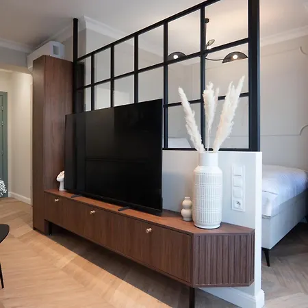 Lägenhet Hillhouse By Mw Estates Self Check-in 24h *