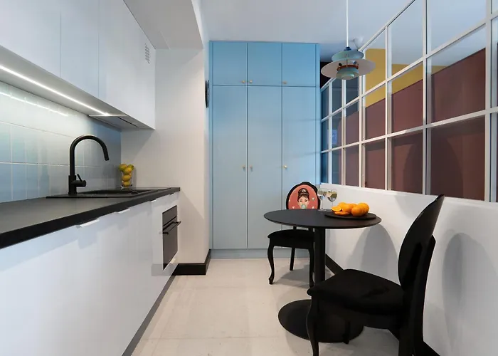 Апартаменты Hillhouse By Mw Estates Self Check-in 24h *